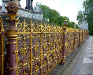 gold fence